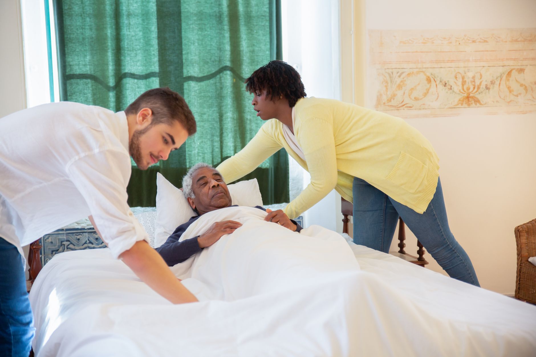 How to Care for a Loved One Recovering From Surgery at Home